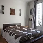 Charming Apartment In A Lively And Quiet Area